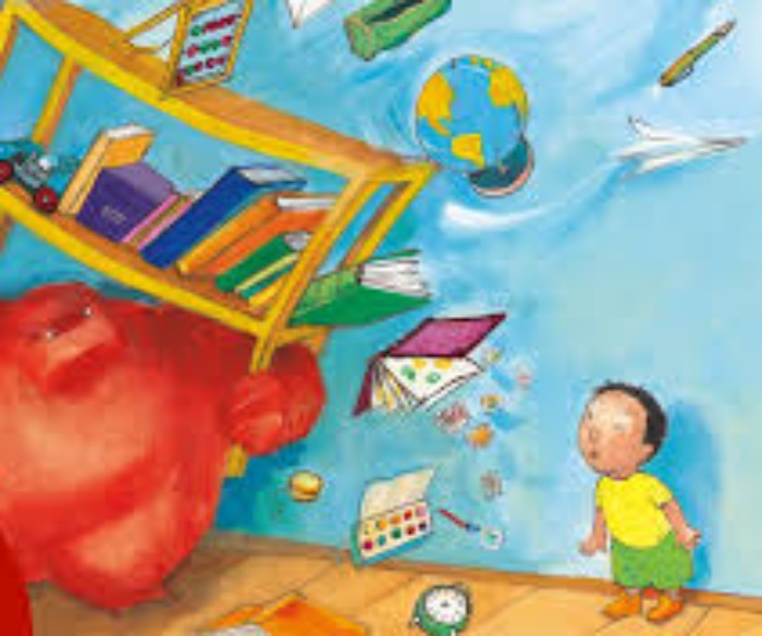 Immagine del bimbo in maglietta gialla e calzoncini verdi che vede il "mostro rosso" che fa volare tutto nella sua cameretta